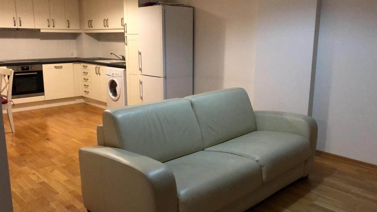 Rent 2-bedroom apartment in Moscow, 89 m²