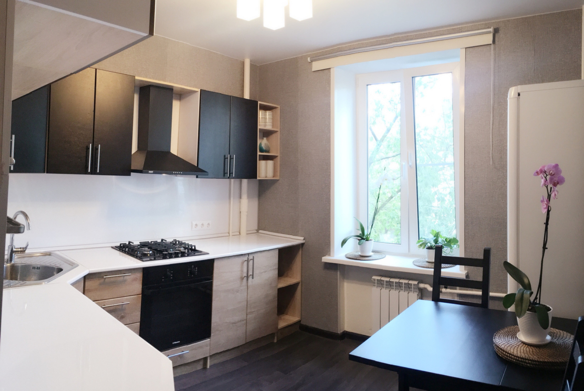 rent 3 bedroom apartment in Moscow Filevskaya